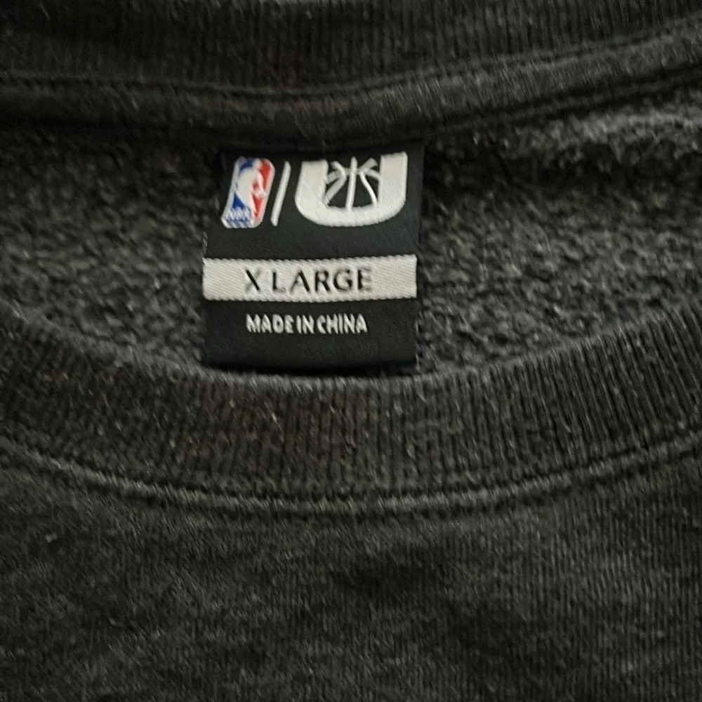 Chicago‎ Bulls NBA gray women’s vintage long sleeve sweatshirt Sz XL